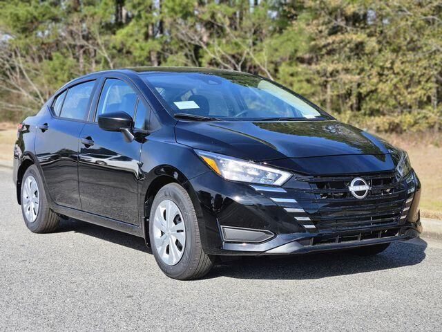 2025 NISSAN Versa