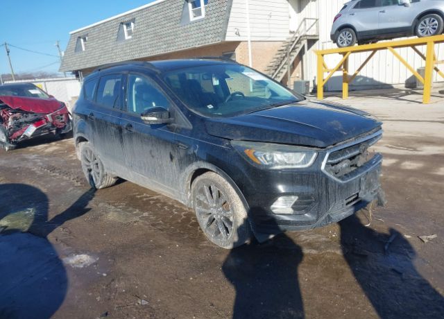 2017 FORD Escape