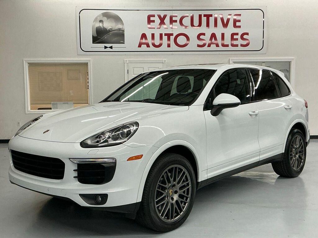 2018 PORSCHE Cayenne