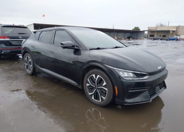 2023 KIA EV6