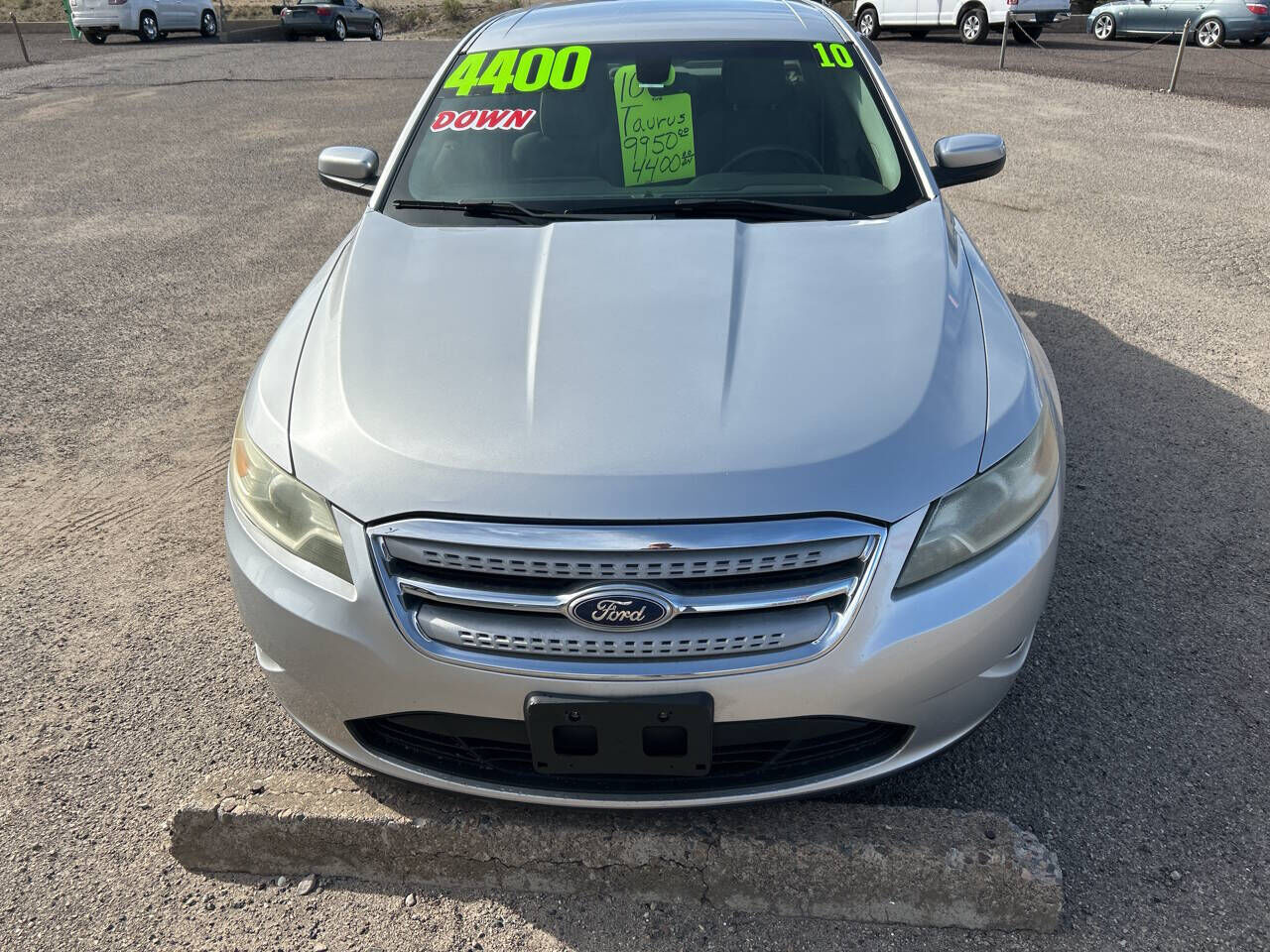 2010 FORD Taurus