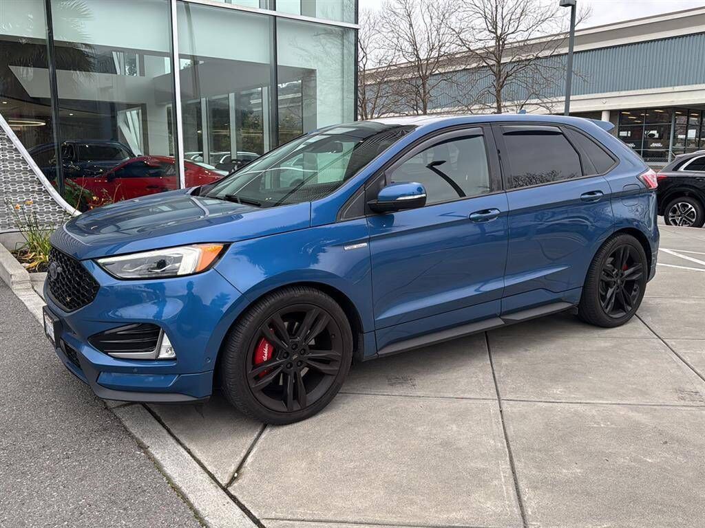 2020 FORD Edge