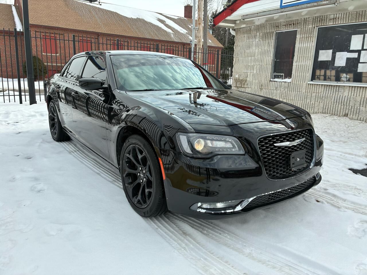 2019 CHRYSLER 300