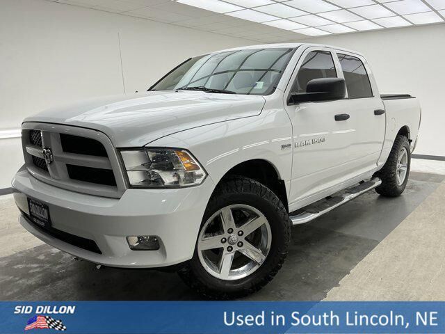 2012 DODGE Ram