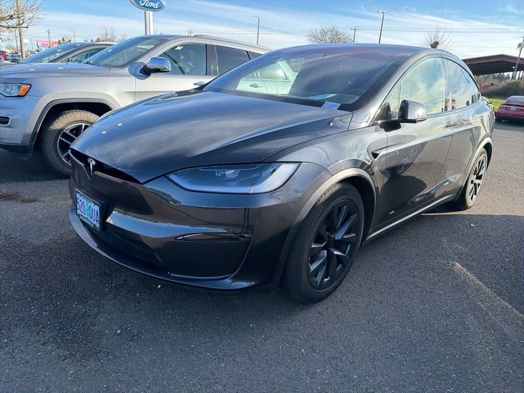 2024 TESLA Model X