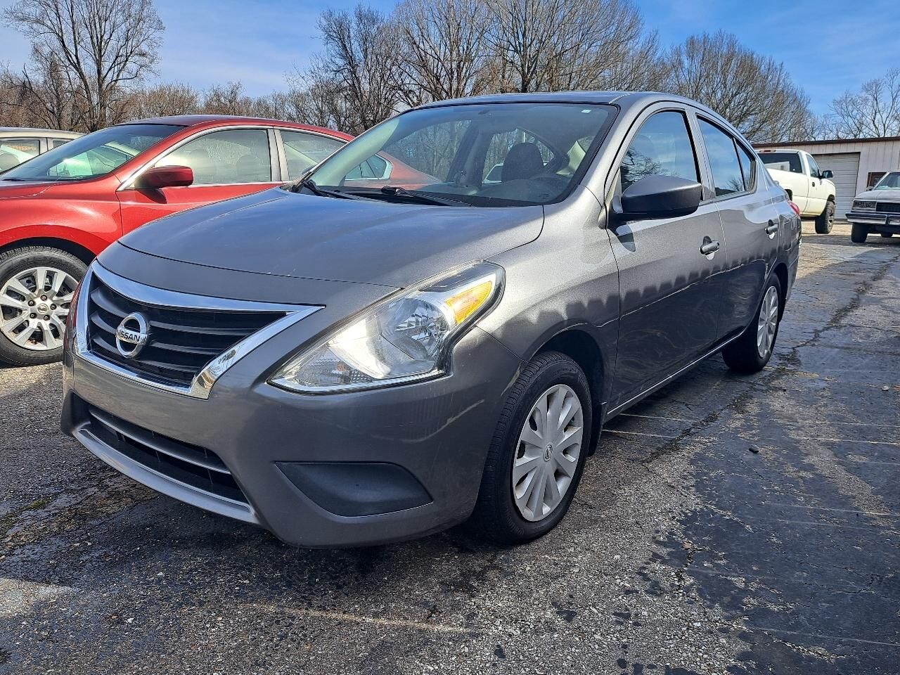 2019 NISSAN Versa