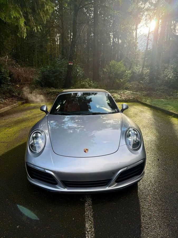 2017 PORSCHE 911