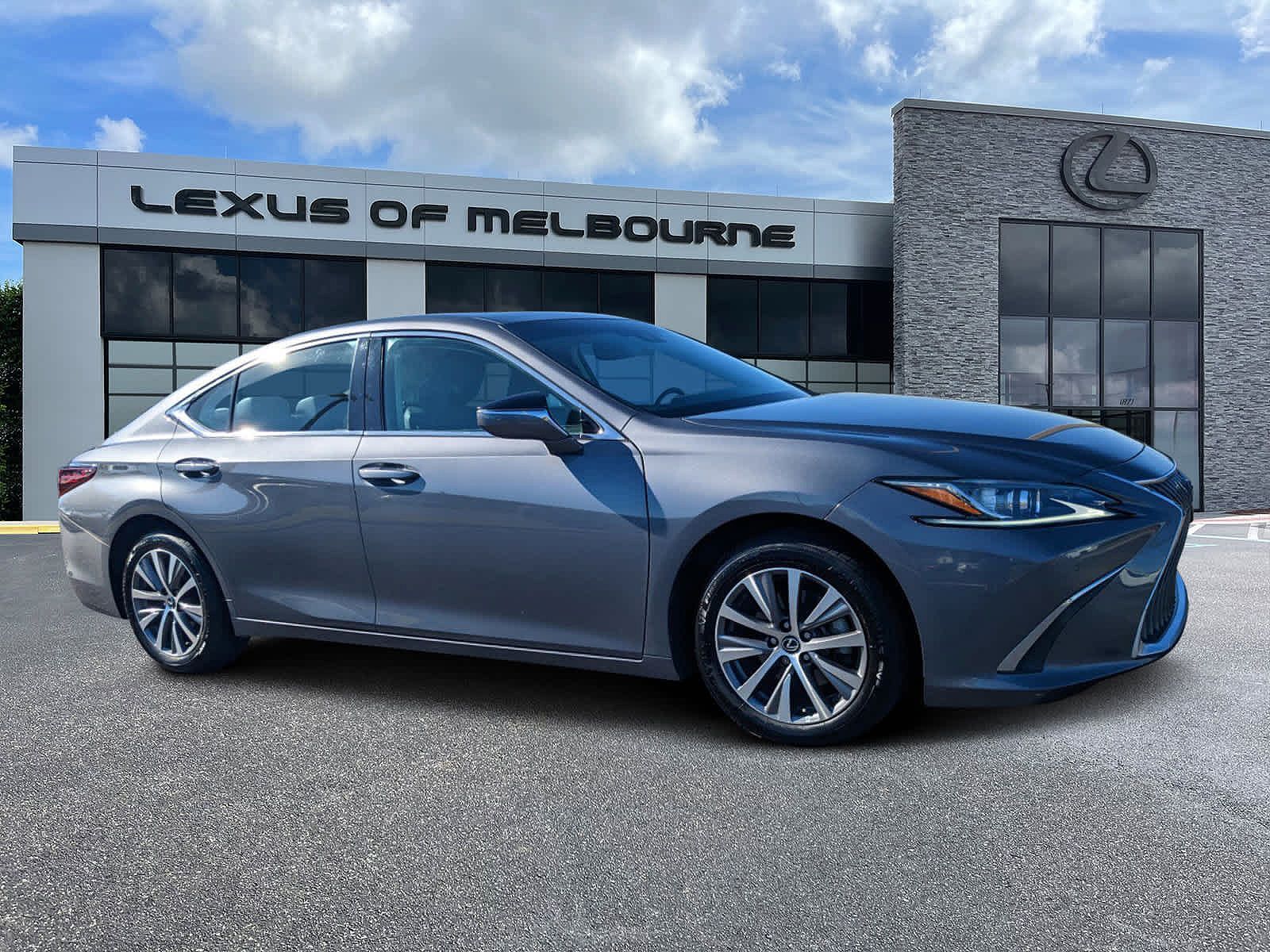 2021 LEXUS ES