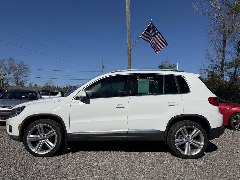 2014 VOLKSWAGEN Tiguan