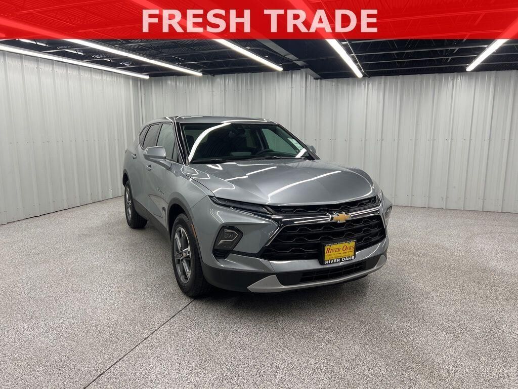 2025 CHEVROLET Blazer