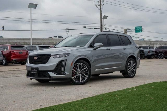 2025 CADILLAC XT6