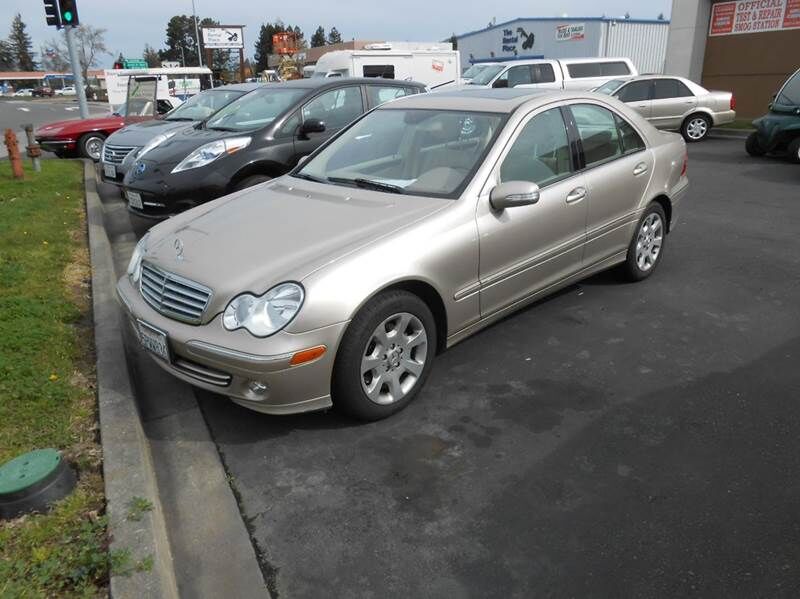 2005 MERCEDES-BENZ C-Class