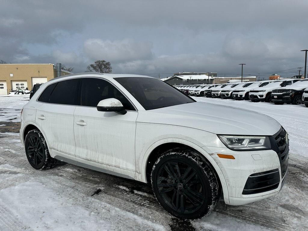 2018 AUDI Q5