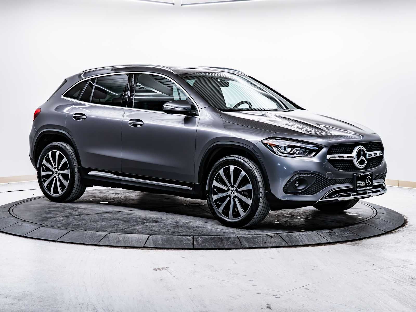 2023 MERCEDES-BENZ GLA-Class