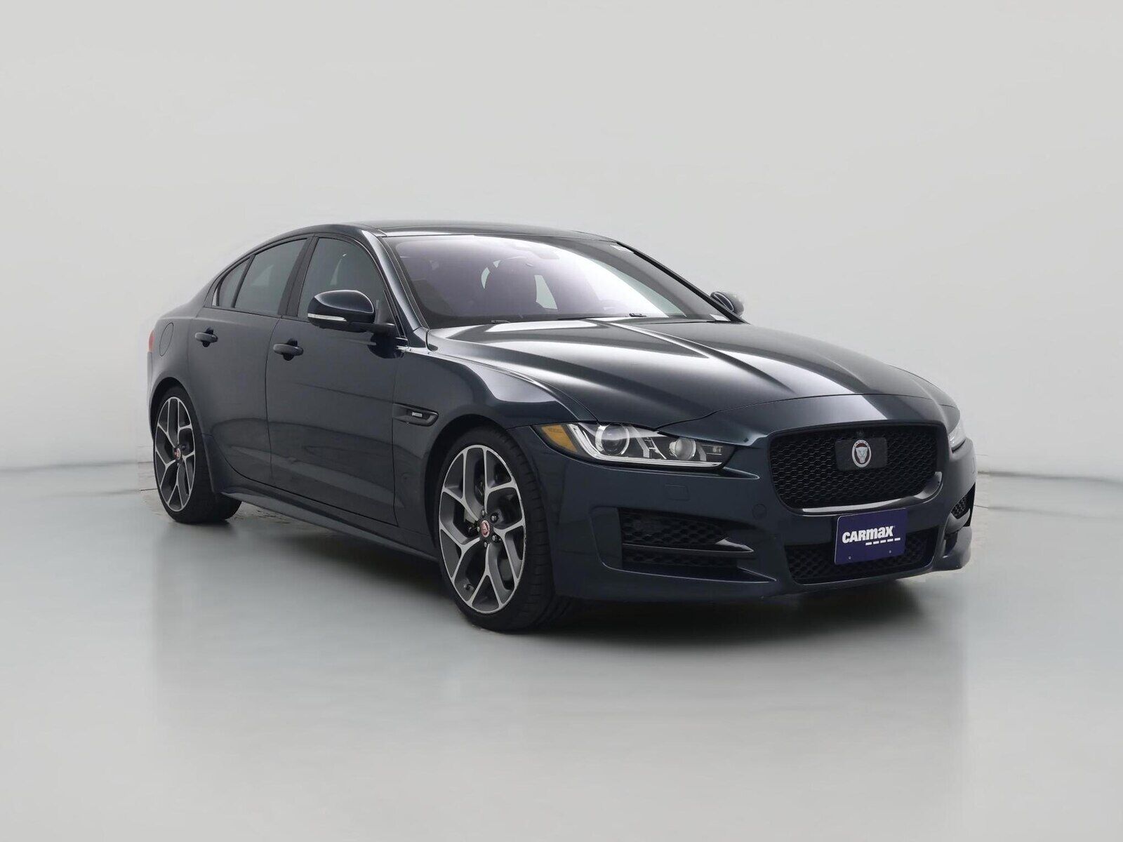2017 JAGUAR XE