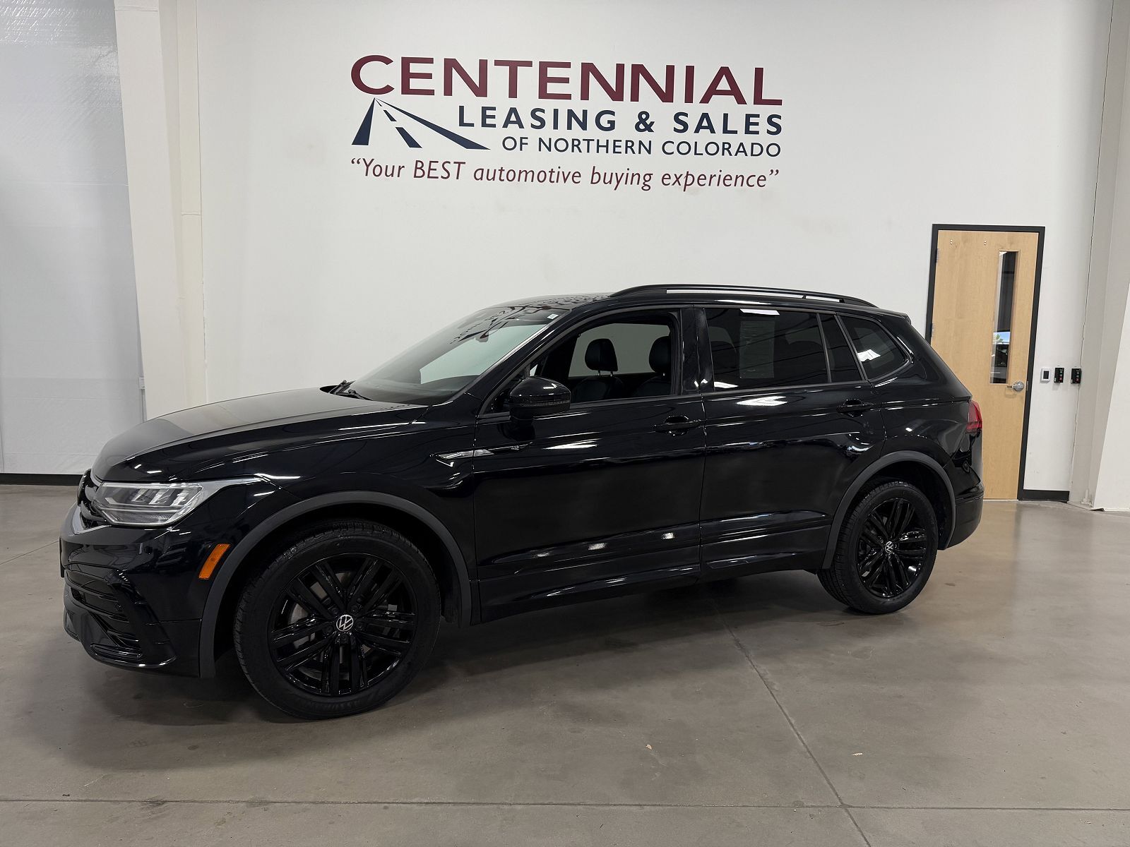 2022 VOLKSWAGEN Tiguan