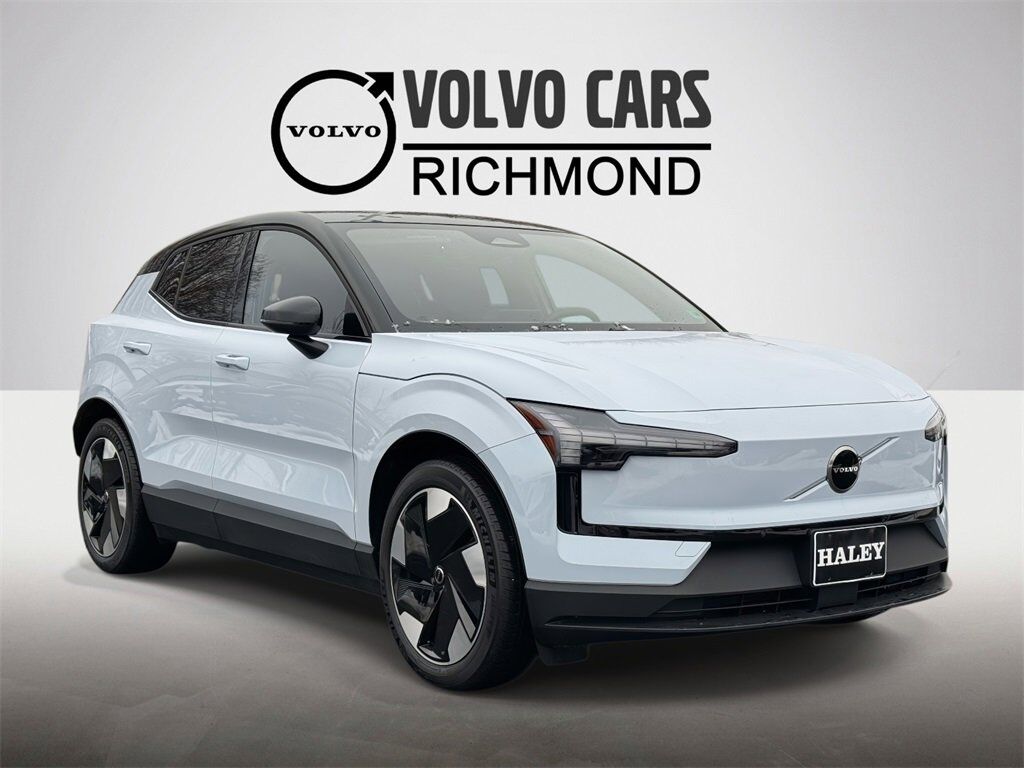 2025 VOLVO EX30