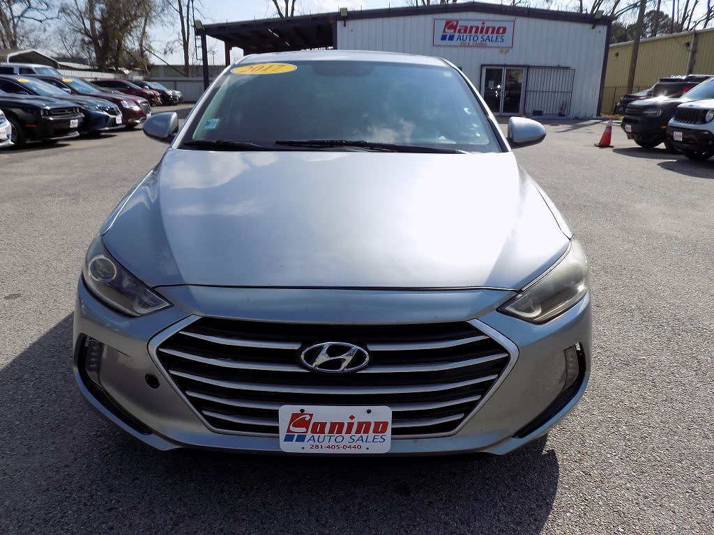 2017 HYUNDAI Elantra