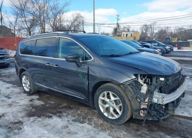 2018 CHRYSLER Pacifica