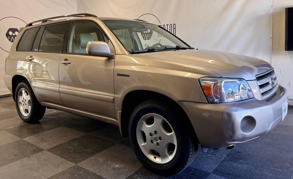 2005 TOYOTA Highlander