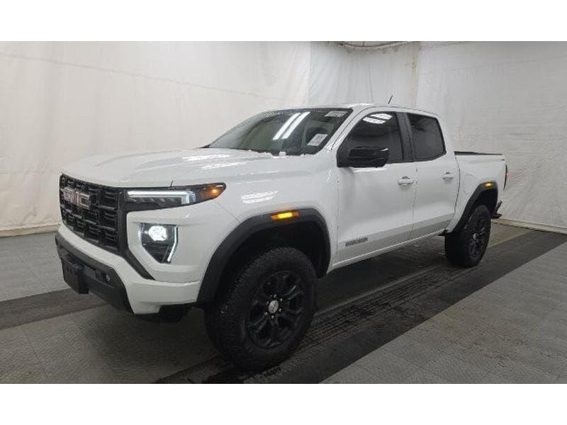 2023 GMC Canyon