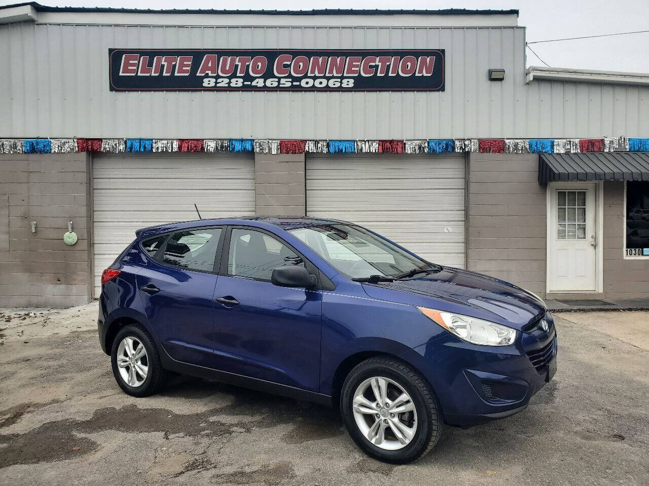 2010 HYUNDAI Tucson