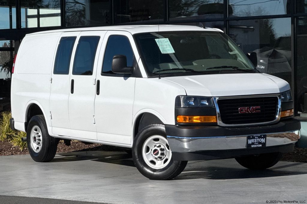 2024 GMC Savana