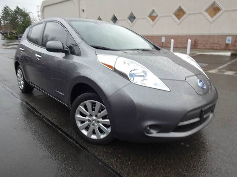 2014 NISSAN Leaf