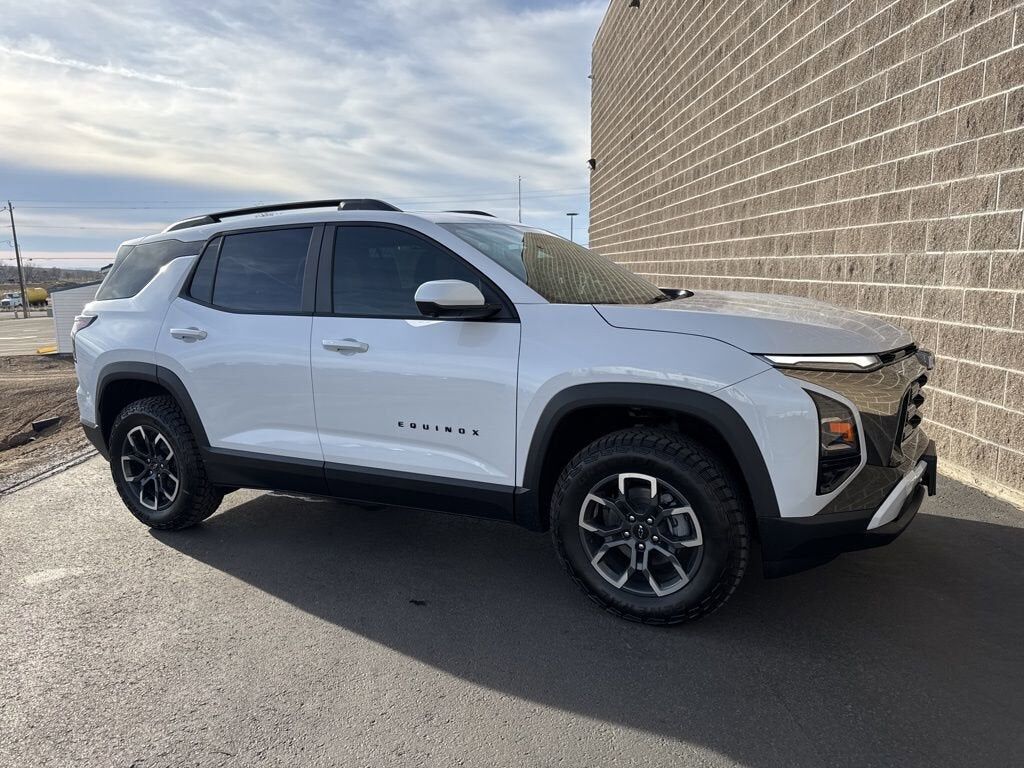 2026 CHEVROLET Equinox