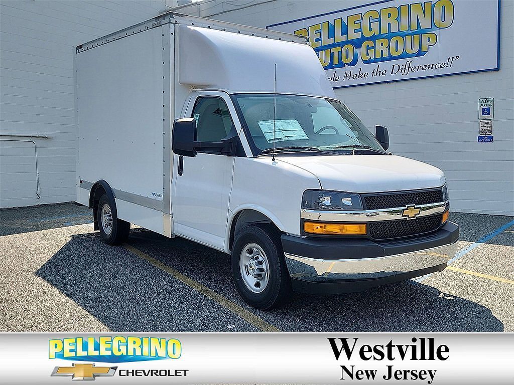 2025 CHEVROLET Express