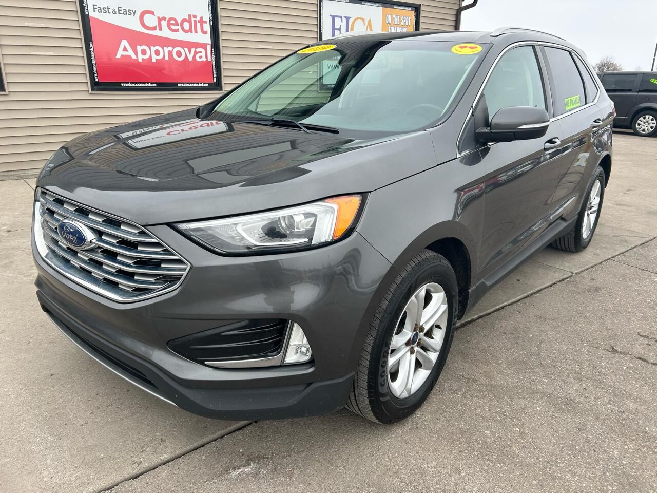 2019 FORD Edge