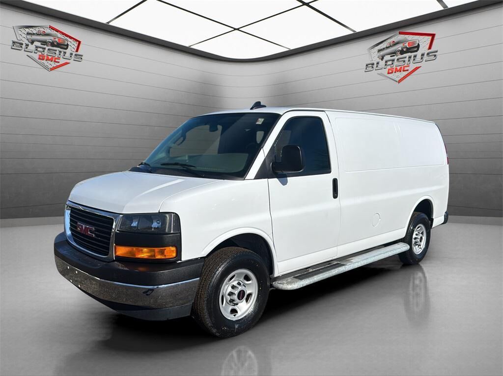 2024 GMC Savana