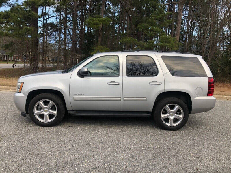 2011 CHEVROLET Tahoe