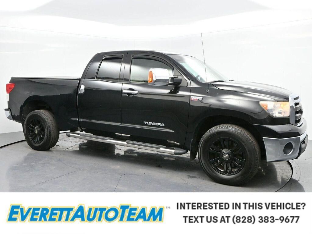 2012 TOYOTA Tundra