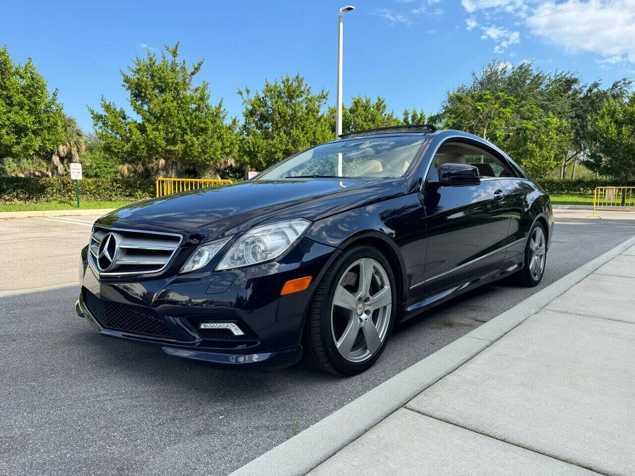 2010 MERCEDES-BENZ E-Class