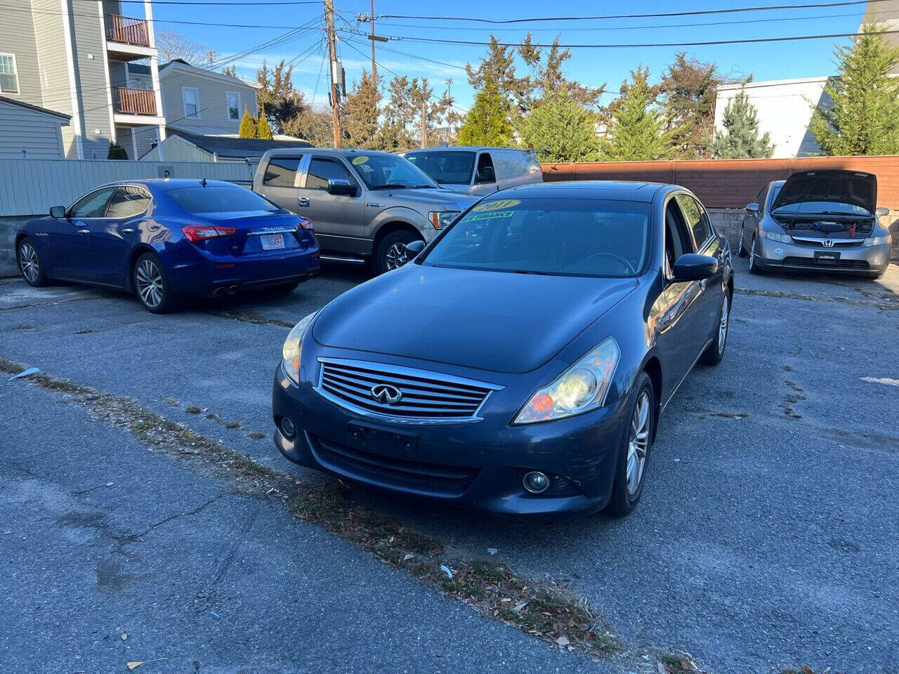 2011 INFINITI G25
