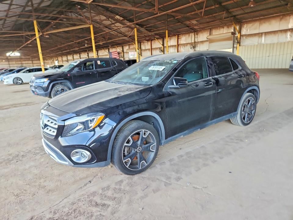 2020 MERCEDES-BENZ GLA-Class