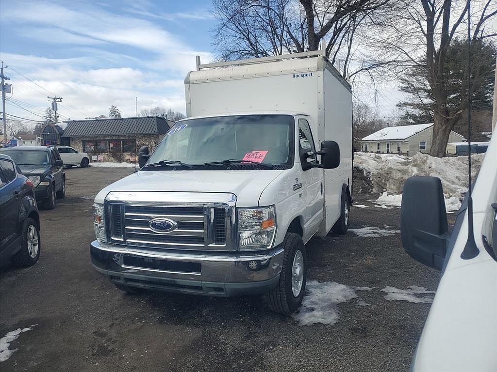 2014 FORD E-350