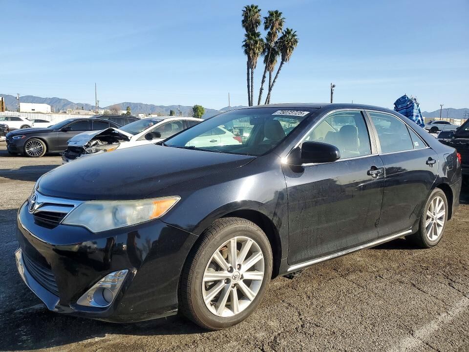 2012 TOYOTA Camry