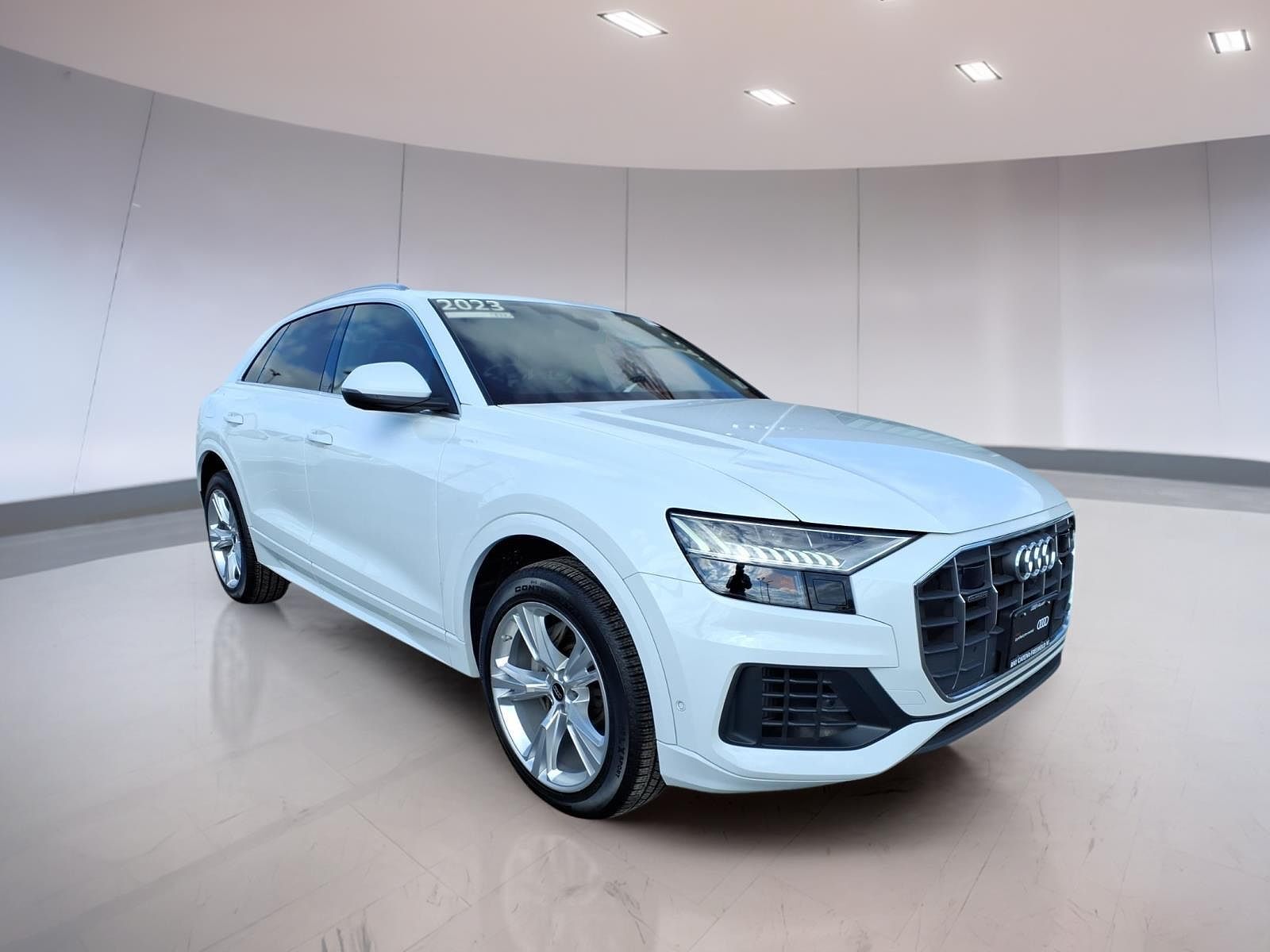 2023 AUDI Q8