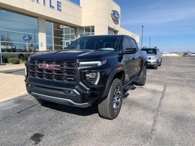 2023 GMC Canyon