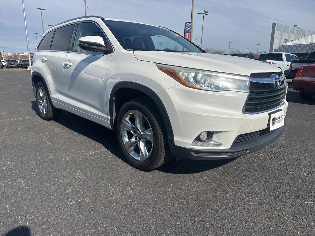 2014 TOYOTA Highlander