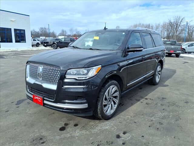 2022 LINCOLN Navigator