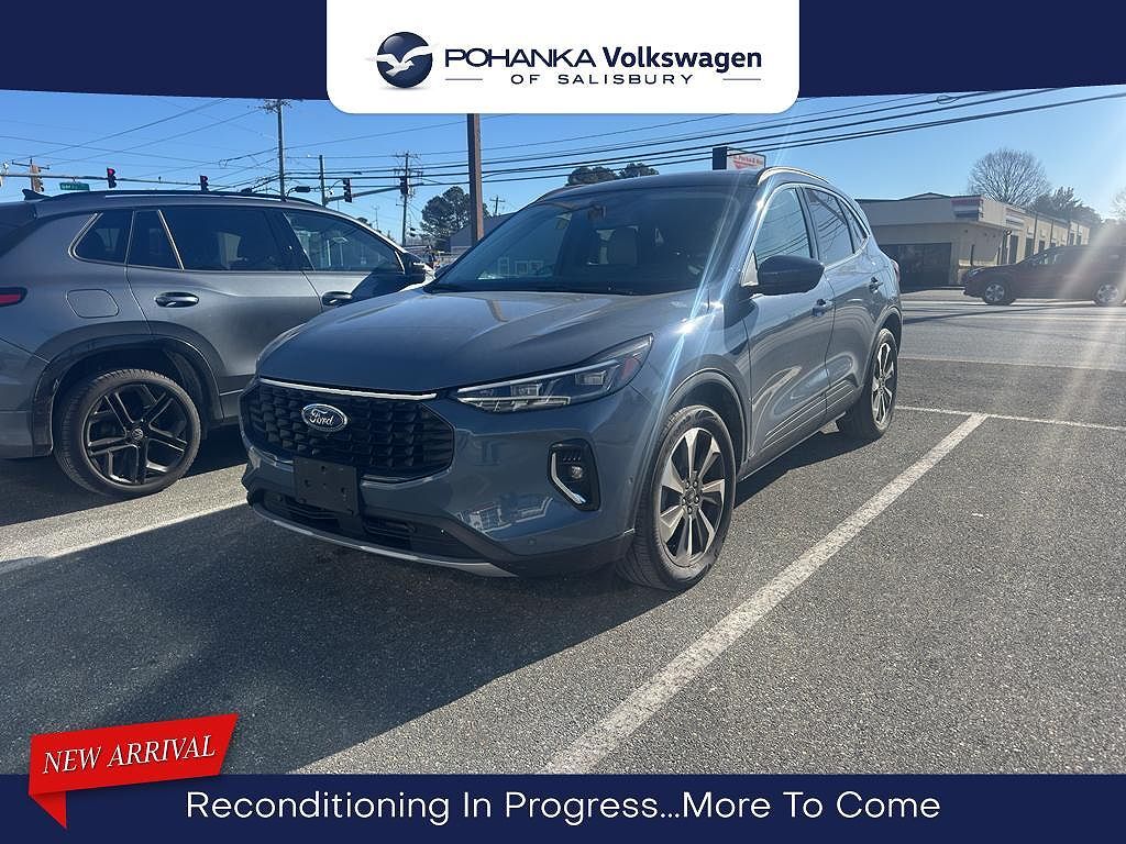 2023 FORD Escape