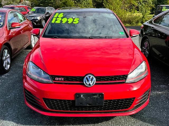 2016 VOLKSWAGEN Golf GTI