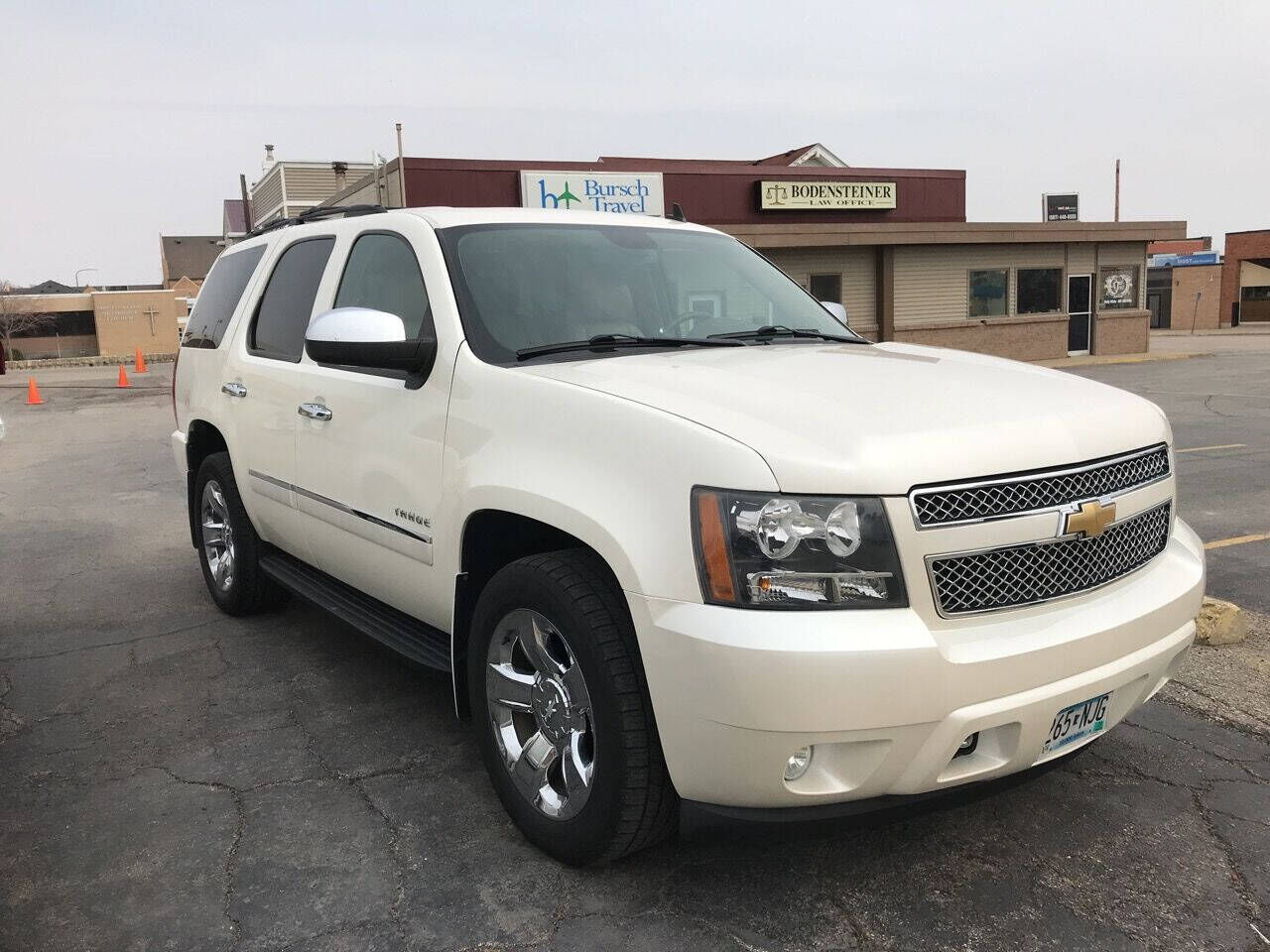 2011 CHEVROLET Tahoe