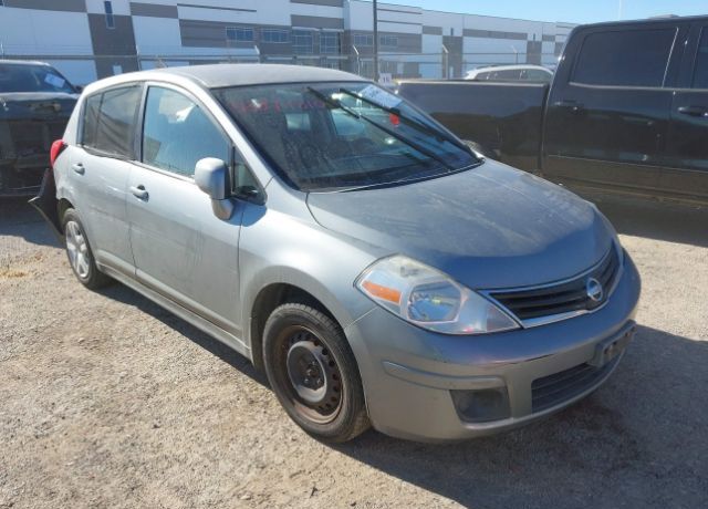 2010 NISSAN Versa