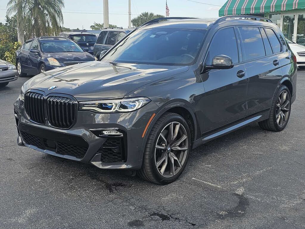 2022 BMW X7