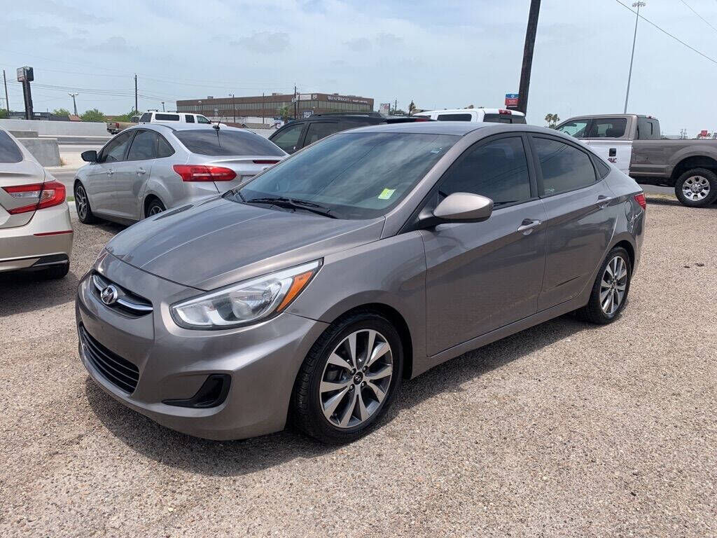 2017 HYUNDAI Accent