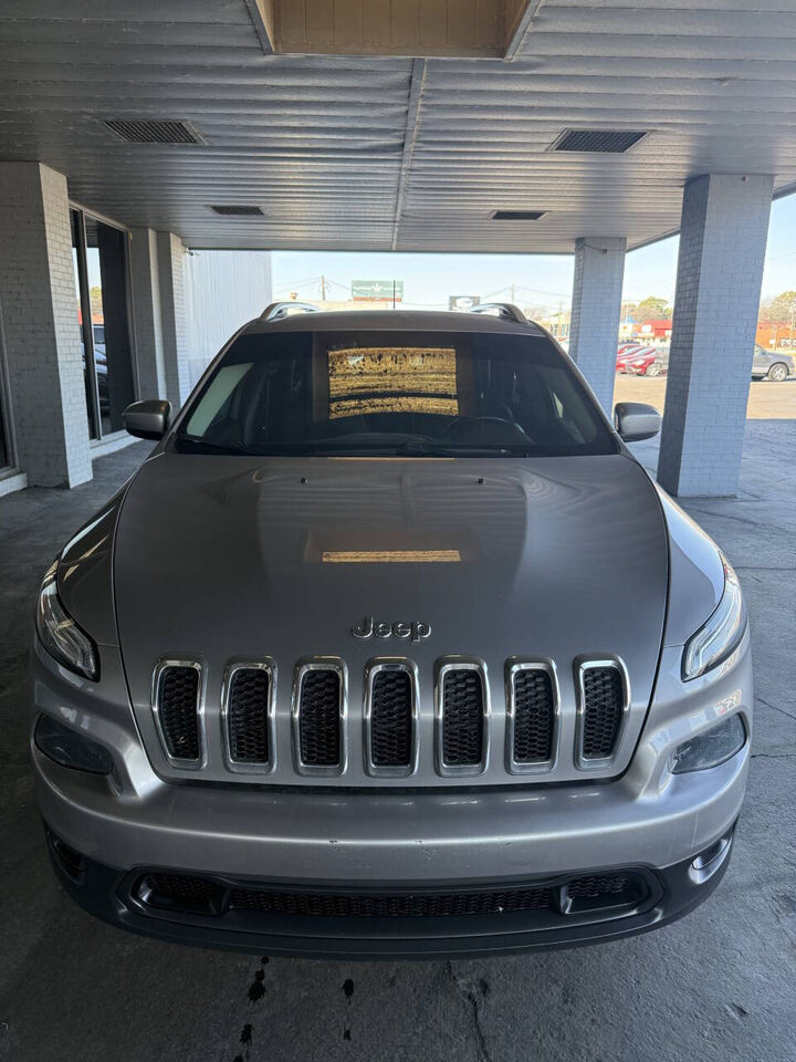 2018 JEEP Cherokee